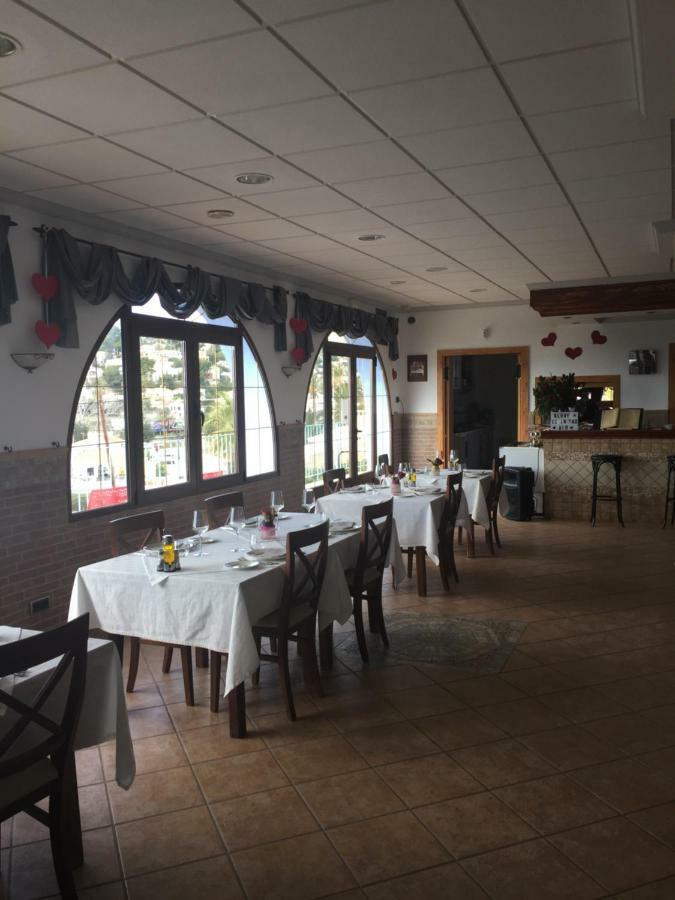 Hostal Baladrar بينيسا المظهر الخارجي الصورة
